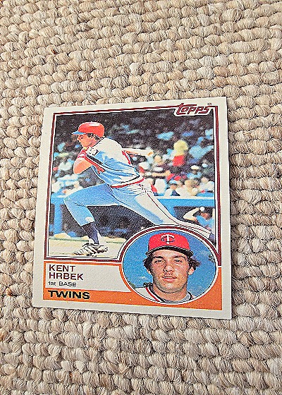 1983 Topps #690 Kent Hrbek — front