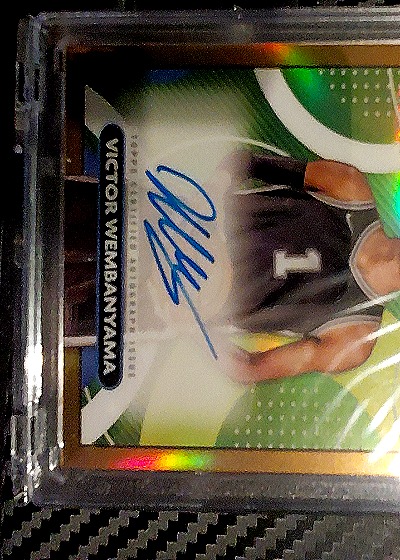 2024 Topps Chrome Cosmic #151 Victor Wembanyama — front