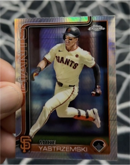 2025 Topps Chrome #40 Mike Yastrzemski — front