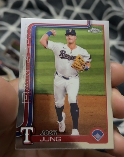2025 Topps Chrome #220 Josh Jung — front
