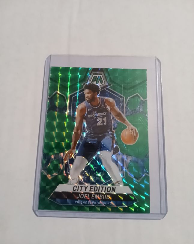 2023-24 Panini Mosaic #283 Joel Embiid City Edition Green Mosaic Prizm — front