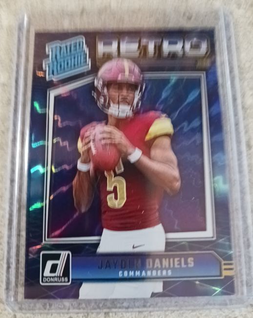 2024 Panini Donruss #11 Jayden Daniels Rated Rookie Retro — front