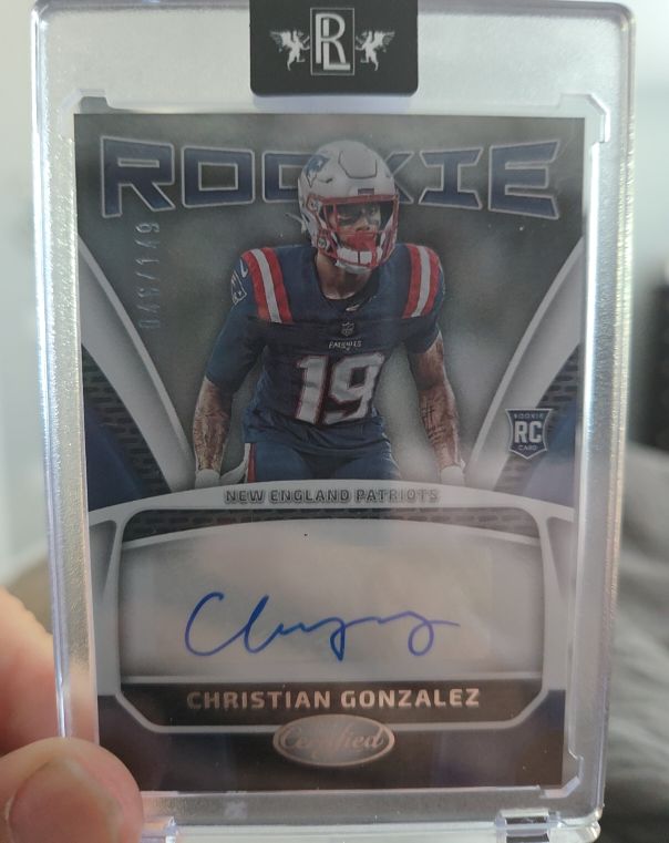 2023 Panini Certified Rookie Signatures #RS-19 Christian Gonzalez — front