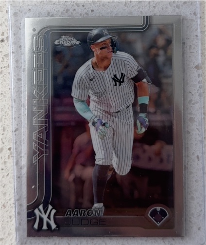 2025 Topps Chrome #99 Aaron Judge — front