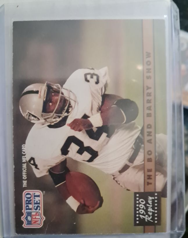 1991 Pro Set #335a The Bo and Barry Show Bo Jackson — front