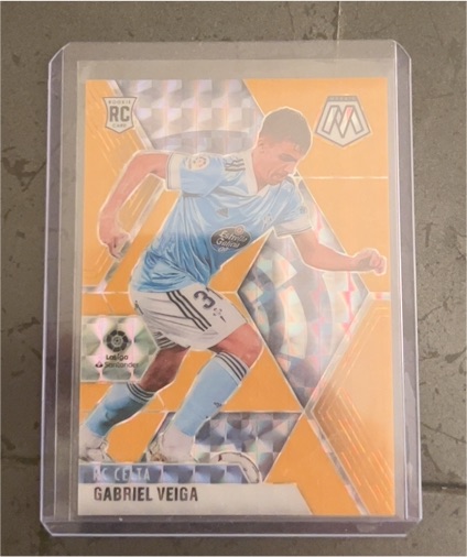 2021 Panini Mosaic Gabriel Veiga RC Celta — front