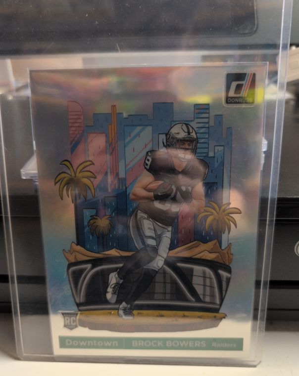 2024 Donruss Downtown! #17 Brock Bowers — front