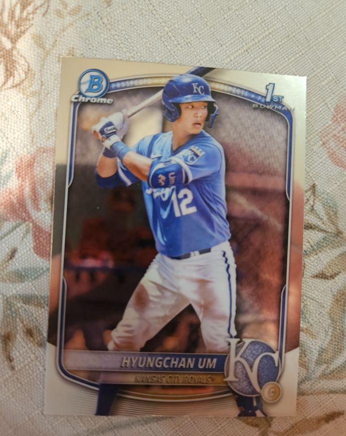 2025 Bowman Chrome Prospects #BCP-119 Hyungchan Um — front
