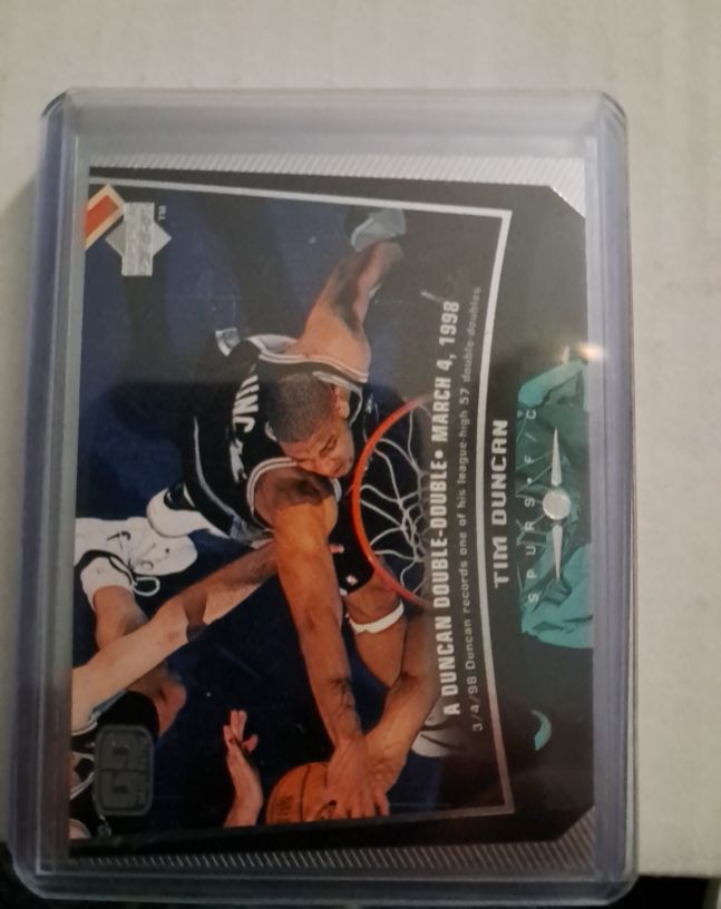 1998 Upper Deck #135 Tim Duncan — front