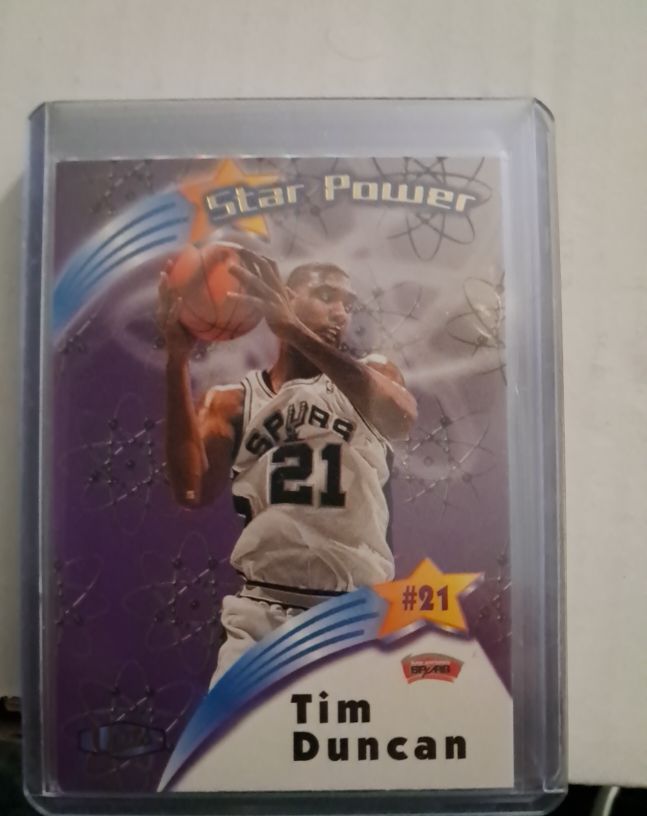 1997-98 Fleer Ultra Star Power #18 Tim Duncan — front