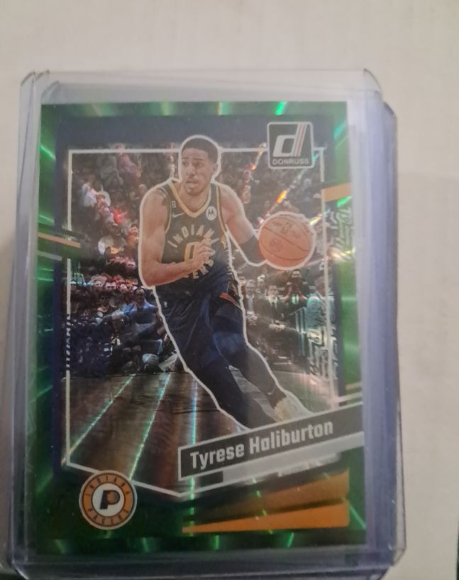 2023-24 Panini Donruss #8 Tyrese Haliburton — front