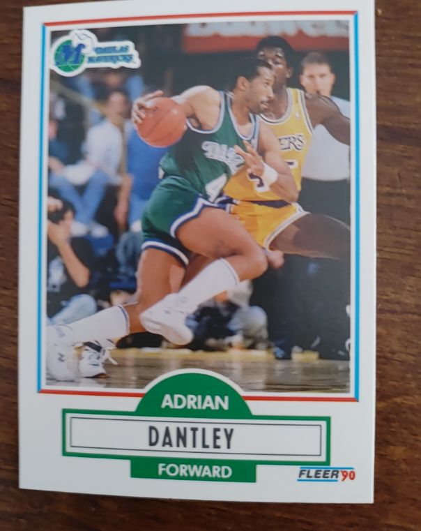 1990-91 Fleer #39 Adrian Dantley — front