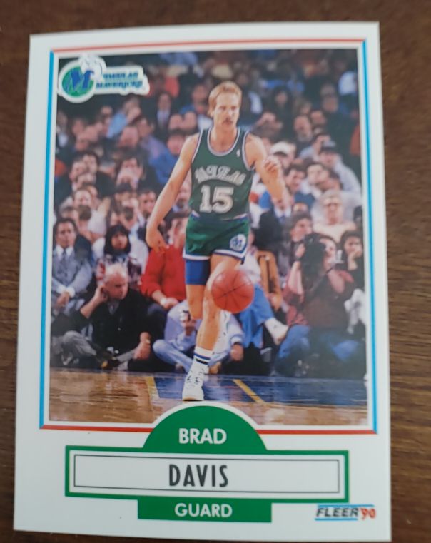 1990-91 Fleer #40 Brad Davis — front