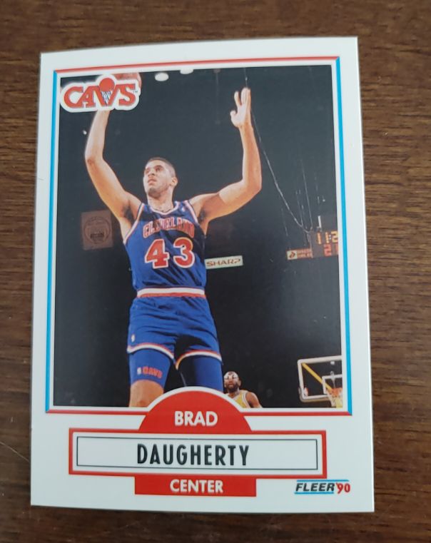 1990-91 Fleer #31 Brad Daugherty — front