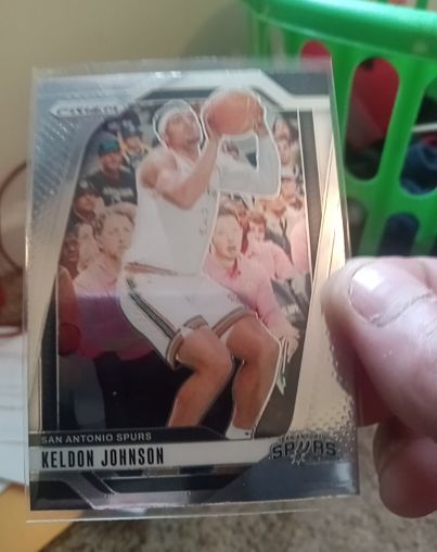 2024-25 Panini Prizm #24 Keldon Johnson — front