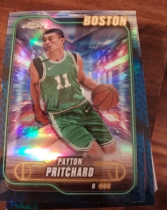 2024-25 Topps Chrome #110 Payton Pritchard — front