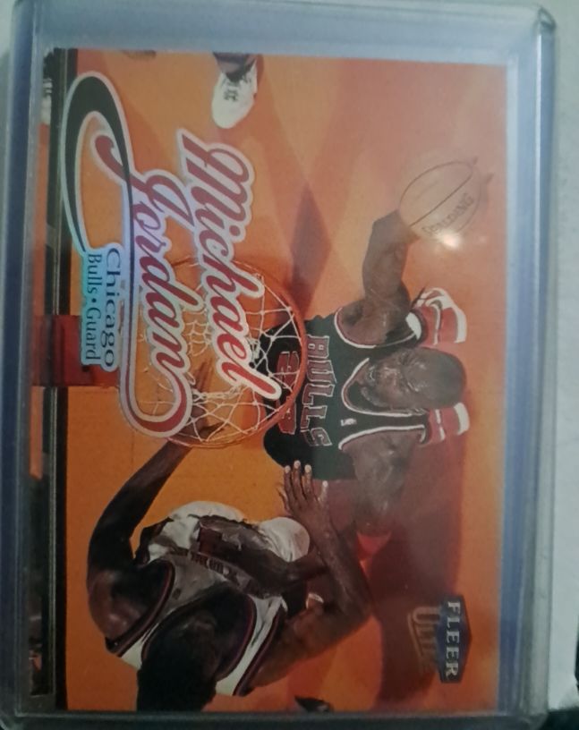 1998-99 Fleer Ultra #85 Michael Jordan — front