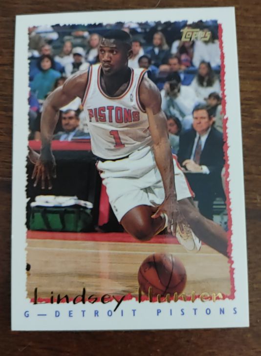 1994-95 Topps #62 Lindsey Hunter — front