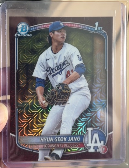 2025 Bowman Chrome Prospects Mojo Refractor #BCP-51 Hyun-Seok Jang — front