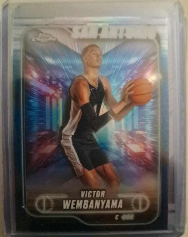 2024-25 Topps Chrome #193 Victor Wembanyama — front