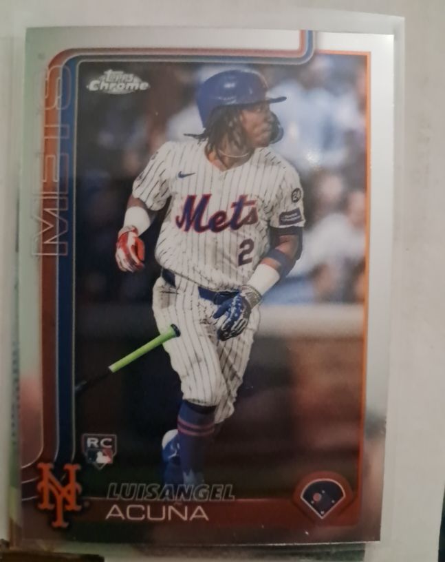 2025 Topps Chrome #56 Luisangel Acuna — front