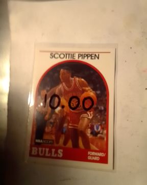 1989-90 NBA Hoops #244 Scottie Pippen — front