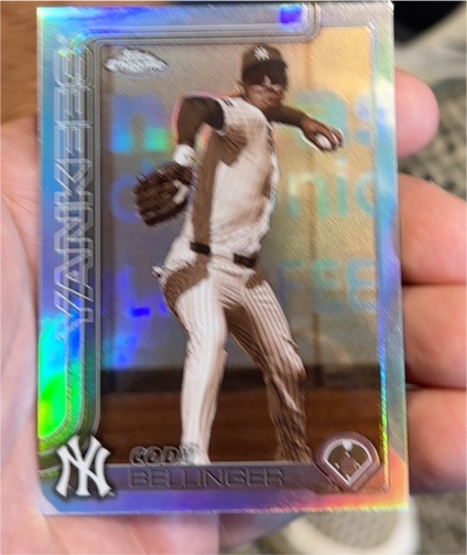 2025 Topps Chrome #83 Cody Bellinger Sepia Refractor New York Yankees — front