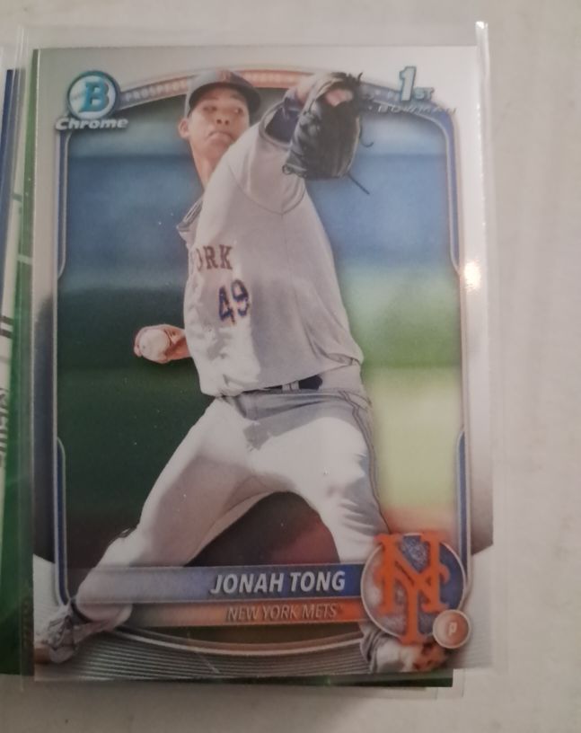 2025 Bowman Chrome #BCP-105 Jonah Tong — front
