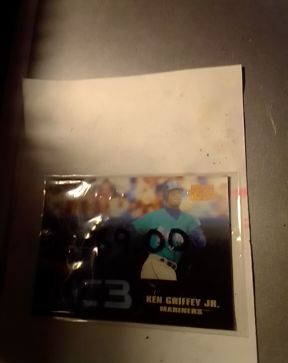 1993 Topps #33 Ken Griffey Jr. — front