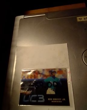 1993 Topps #UC3 Ken Griffey Jr. — front