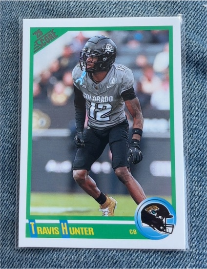 2025 Panini Score #5 Travis Hunter — front