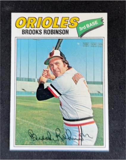 1977 Topps #285 Brooks Robinson Baltimore Orioles — front