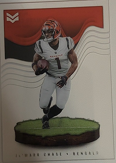 2022 Panini Chronicles #MAG-17 Ja'Marr Chase Magnitude — front