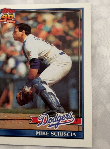 1991 Topps #305 Mike Scioscia — front