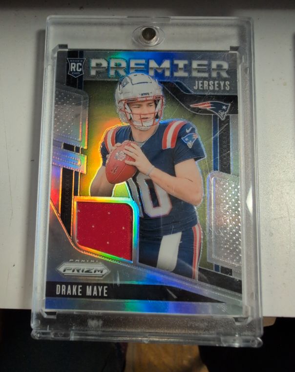 2024 Panini Prizm Premier Jerseys #PJ-DME Drake Maye — front