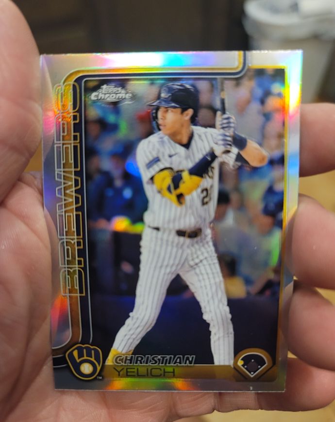 2025 Topps Chrome #89 Christian Yelich — front