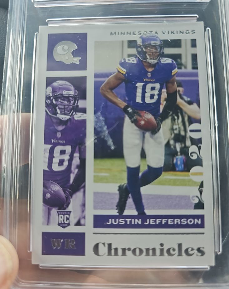 2020 Panini Chronicles #62 Justin Jefferson — front