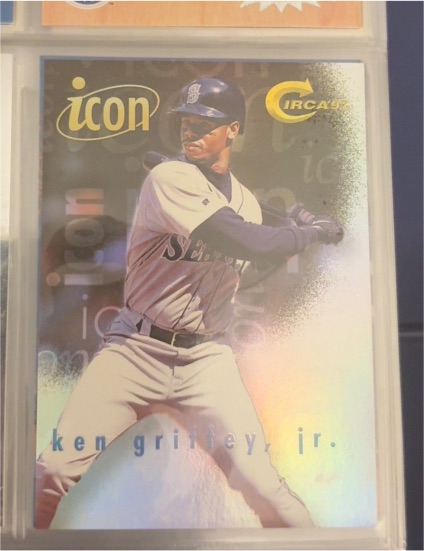 1997 Skybox Circa Icon #2 Ken Griffey Jr. — front