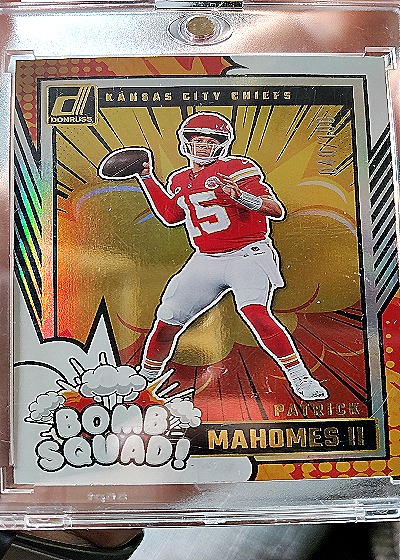 2024 Donruss #33 Patrick Mahomes II Bomb Squad — front