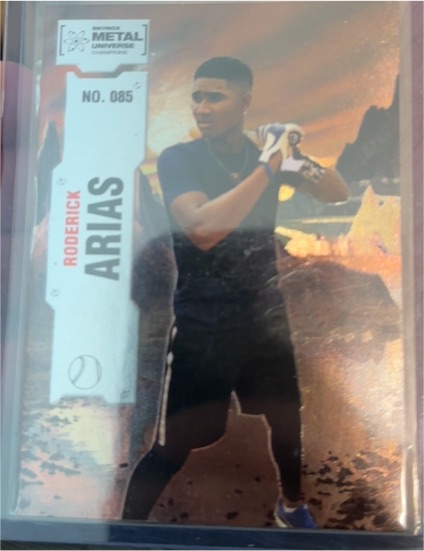 2022 Skybox Metal Universe Champions #085 Roderick Arias — front