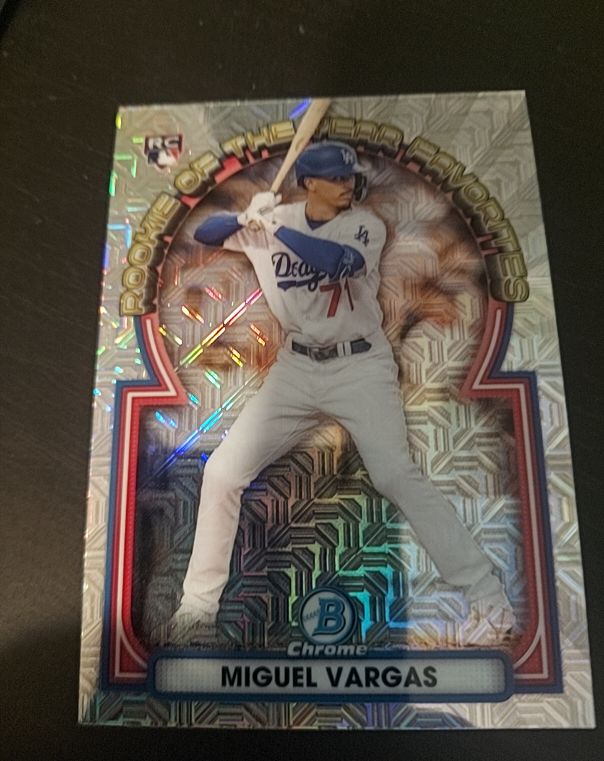 2023 Bowman Chrome #ROYF-12 Miguel Vargas Rookie of the Year Favorites Mojo — front