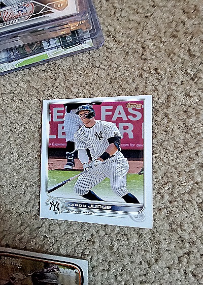 2022 Topps #99 Aaron Judge — front