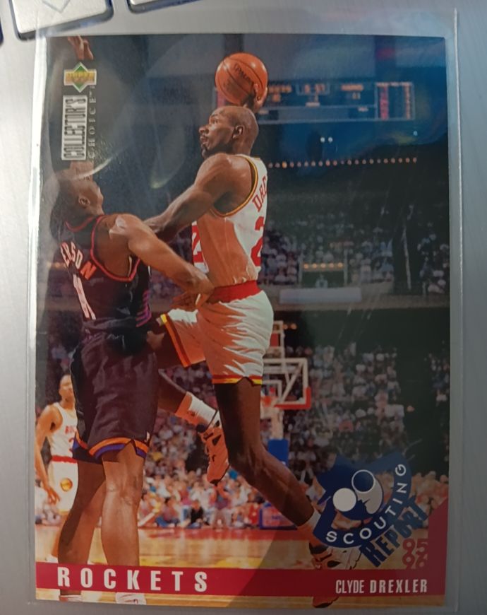 1995-96 Upper Deck Collector's Choice #330 Clyde Drexler — front