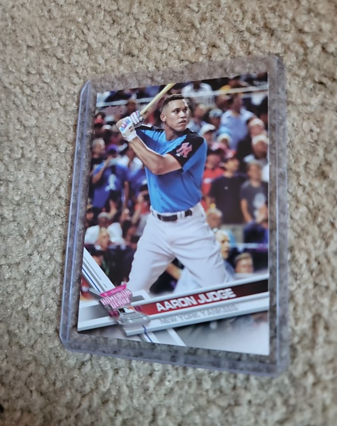2017 Topps Update #US1 Aaron Judge Home Run Derby Rookie Card — front