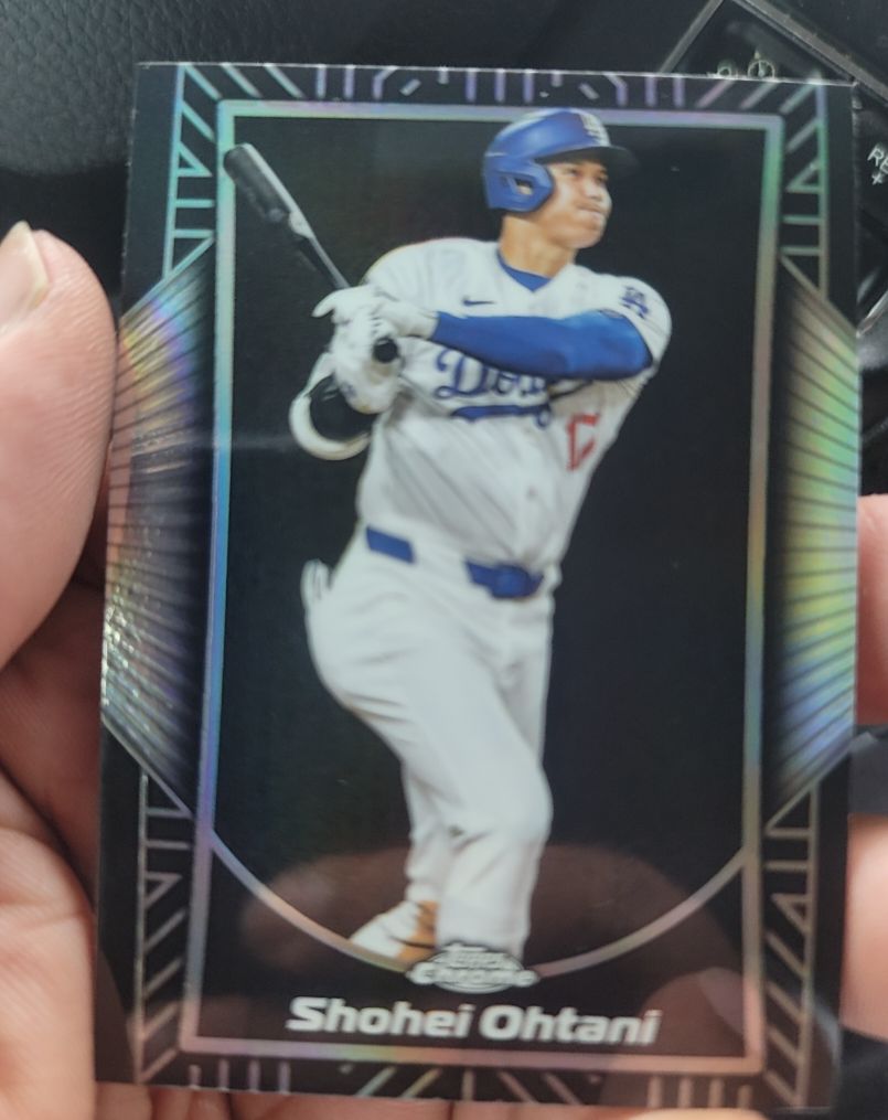 2025 Topps Chrome Shadow Etch #SE-1 Shohei Ohtani — front