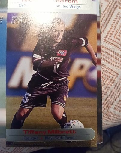 2001 Sports Illustrated for Kids Series 3 #99 Tiffeny Milbrett — front