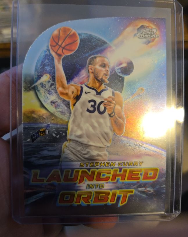 2023 Topps Cosmic Chrome #LIO-19 Stephen Curry Launched Into Orbit — front