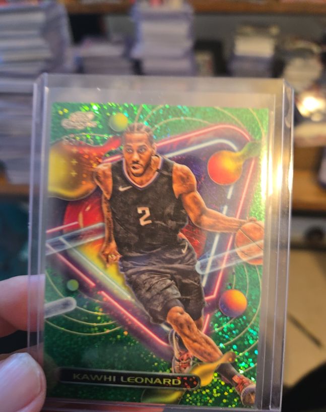 2023-24 Topps Chrome Cosmic #154 Kawhi Leonard — front