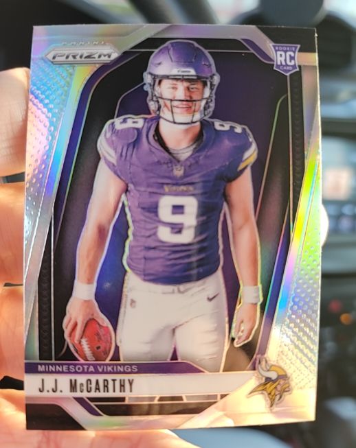 2024 Panini Prizm #13 J.J. McCarthy — front