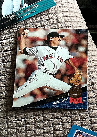 1993 Leaf #19 Hideo Nomo — front